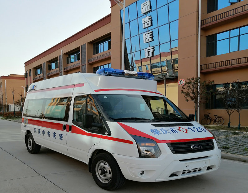 V348救护车